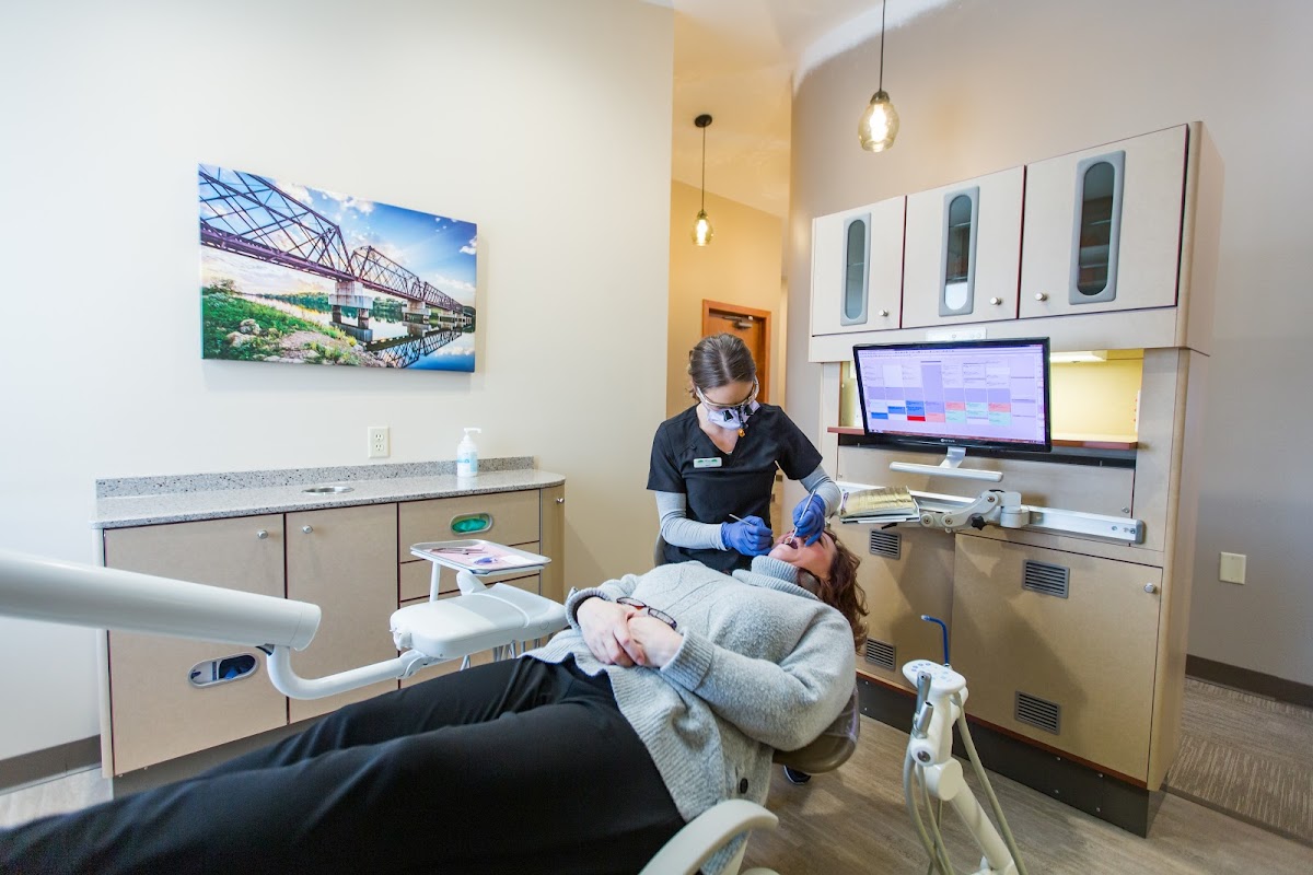 Top 9 Best Dentists in Chippewa Falls According to Reviews Near