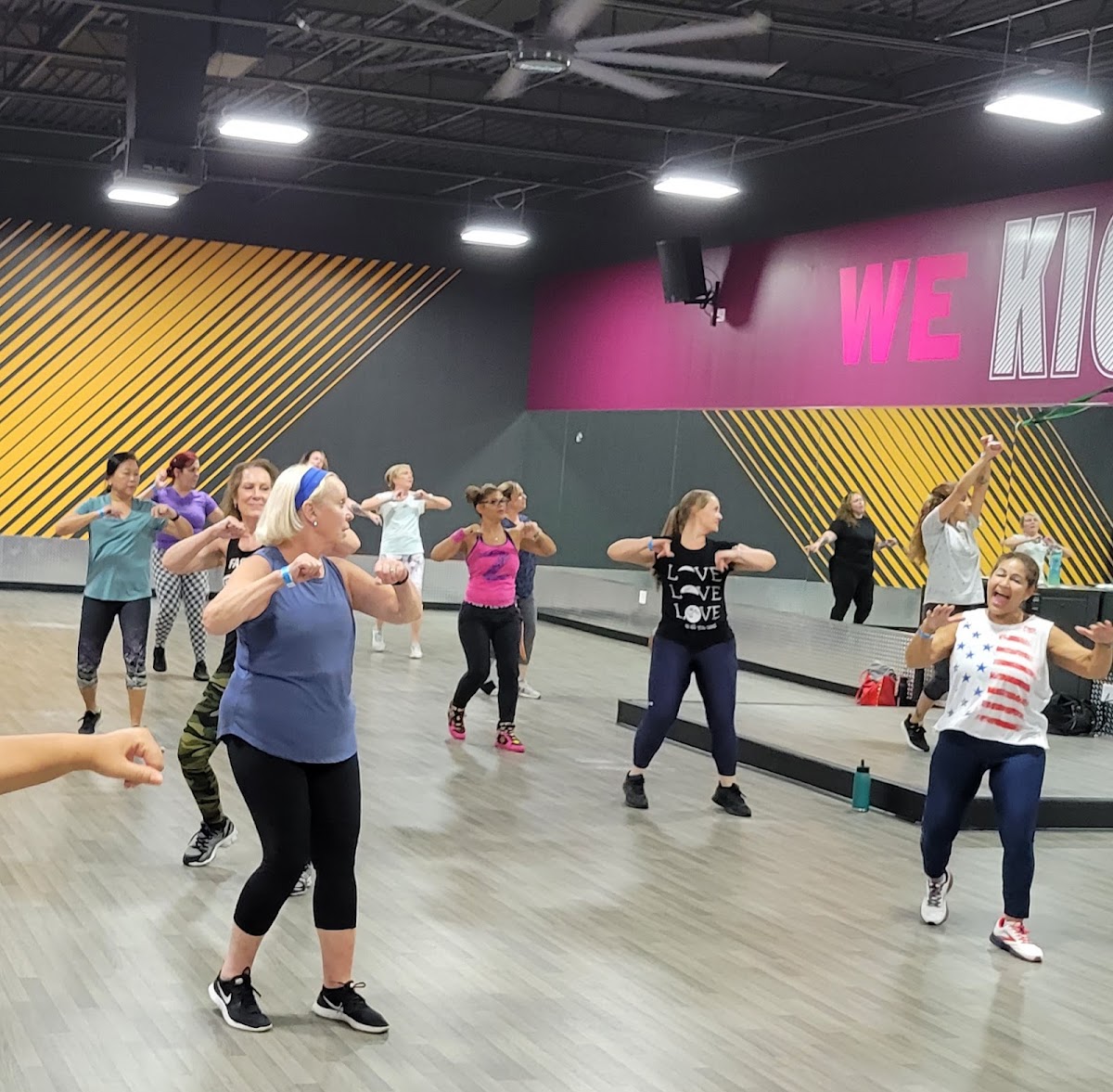 Crunch Fitness - Lakeland photo