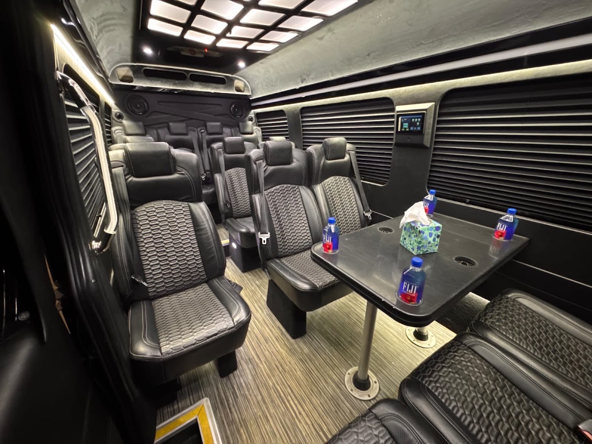APlus Limo Service Inc (Montreal) photo
