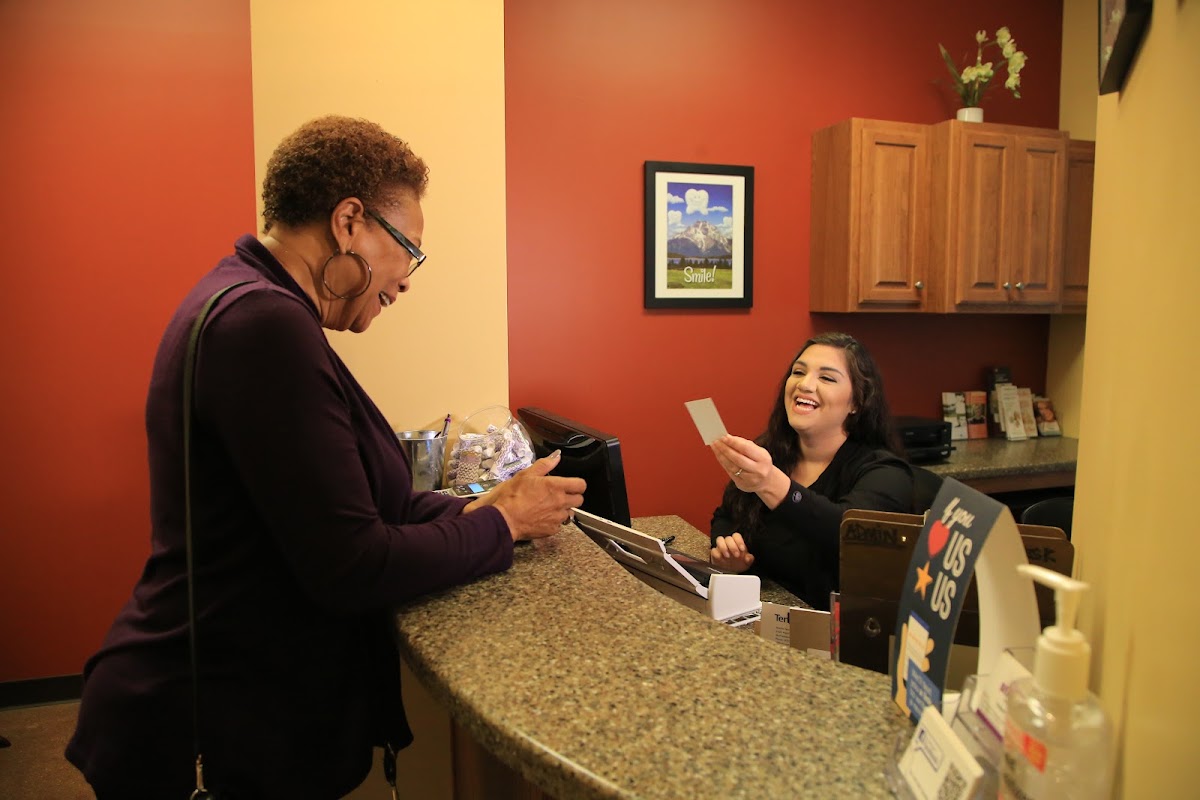 Divine Dental Center photo