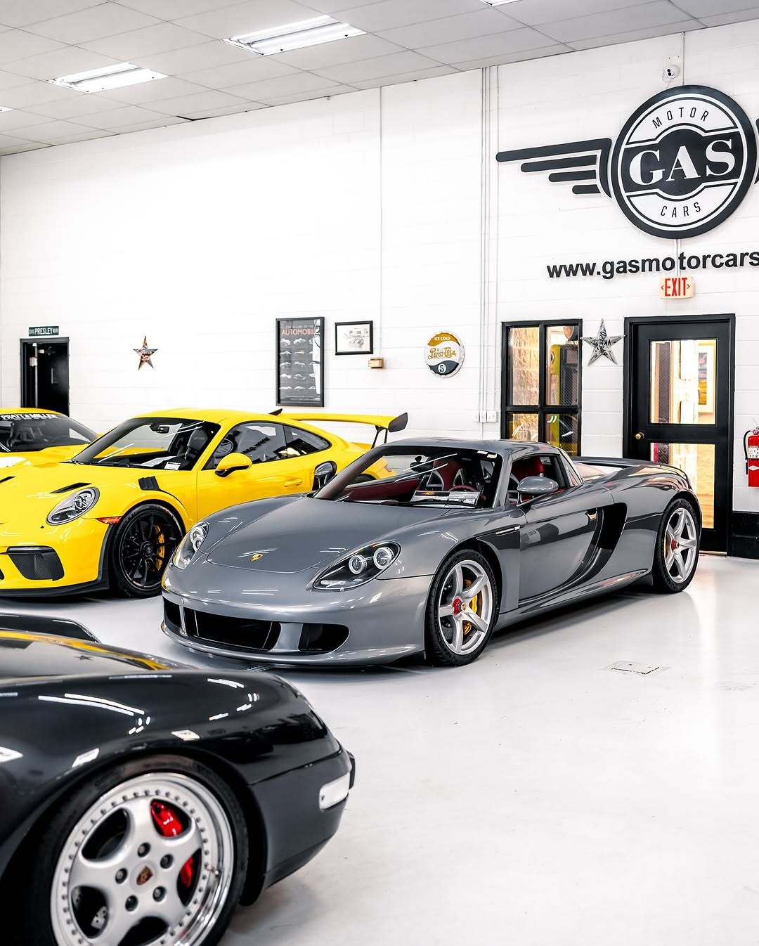 SAS MOTOR CARS photos