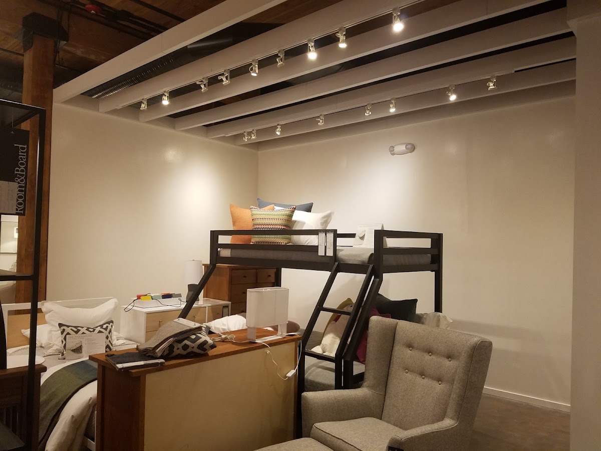 Premier Painting & Contracting LLC photo