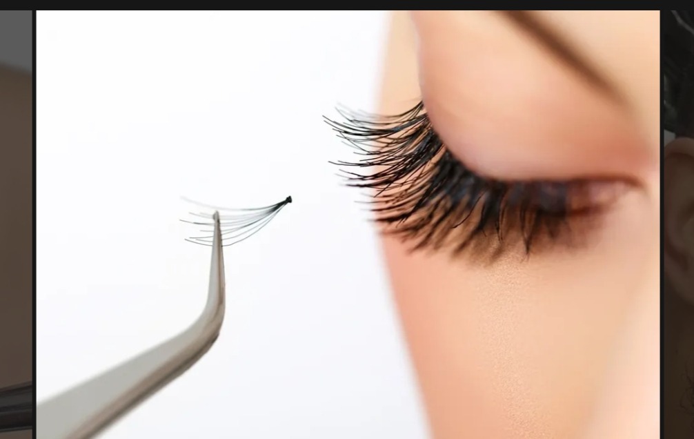 Brows threading Salon & eyelash extensions reviews