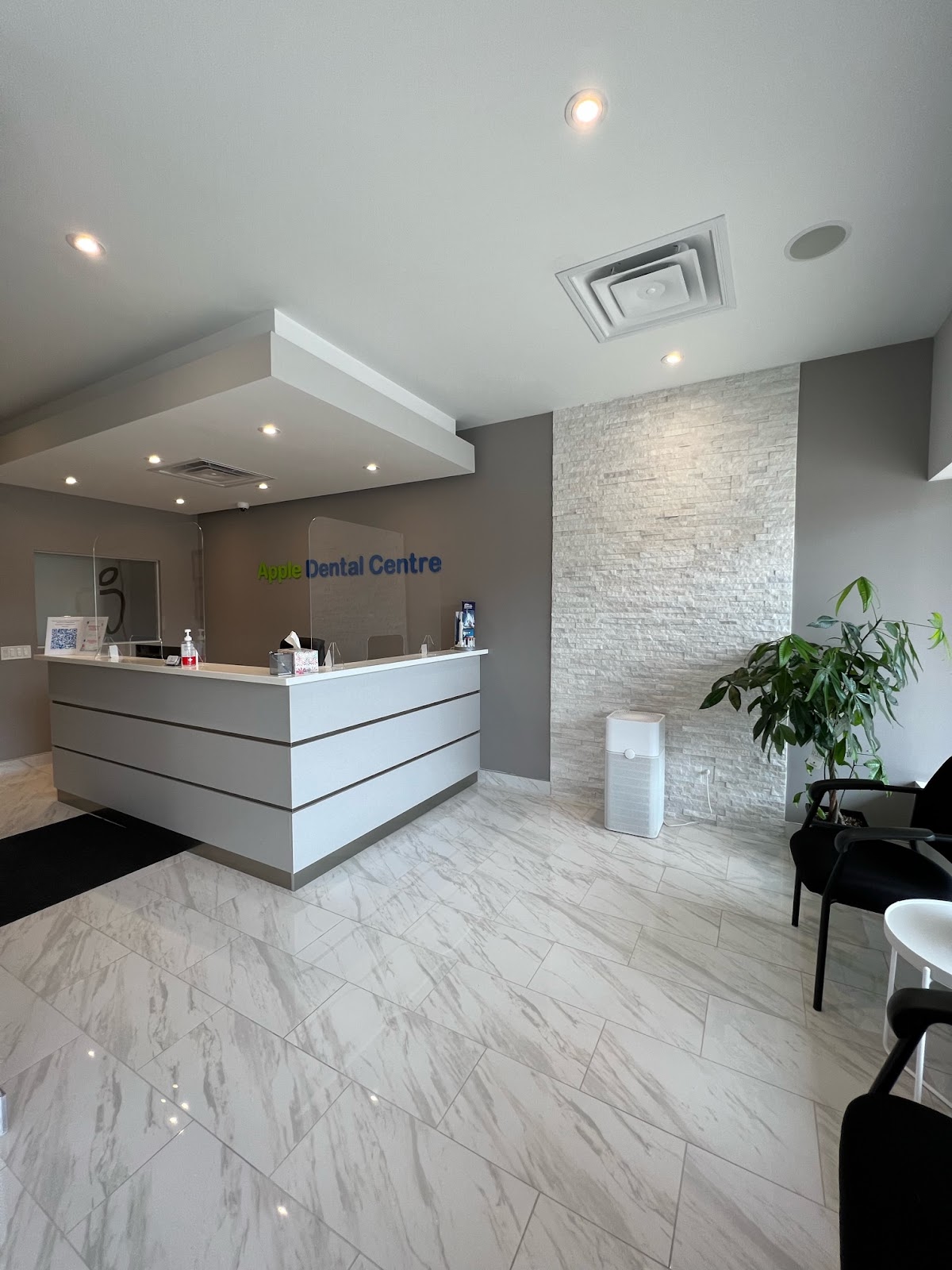 Apple Dental Centre photo