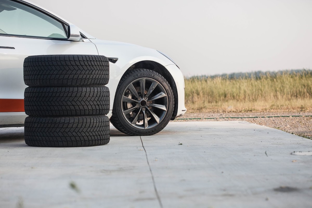 KT Roadside Assistance: Mobile Tire Services photo