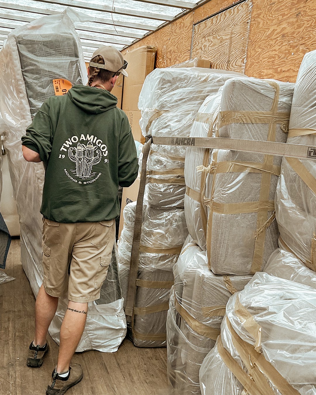 Two Amigos Moving & Storage - Winnipeg photo