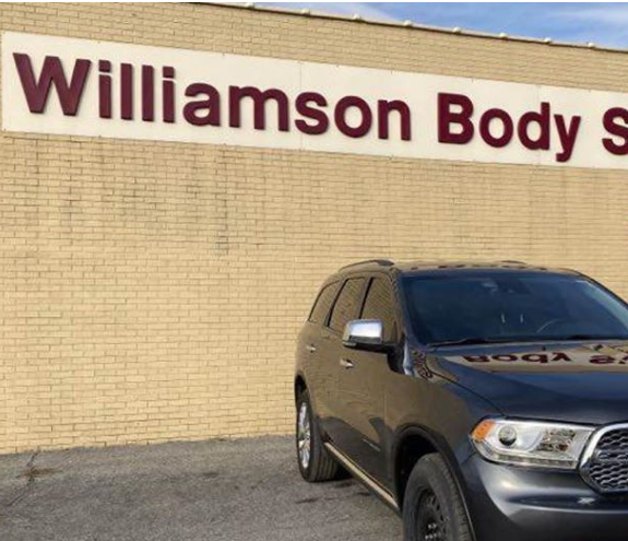 Williamson Body Shop on 26th reviews