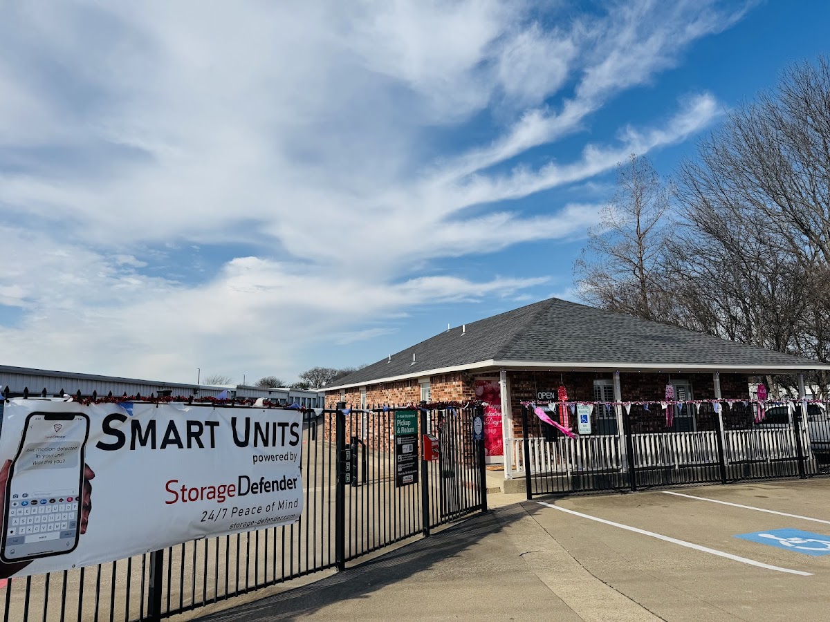 Security Self Storage and Parking reviews