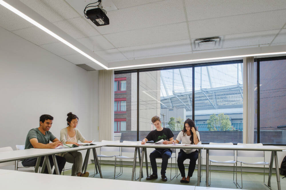 EF International Language Campus - English courses on Vancouver Island reviews