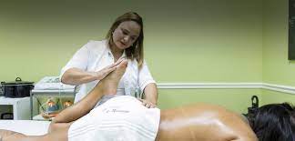 Touch Massage by Andrea Oliveira reviews