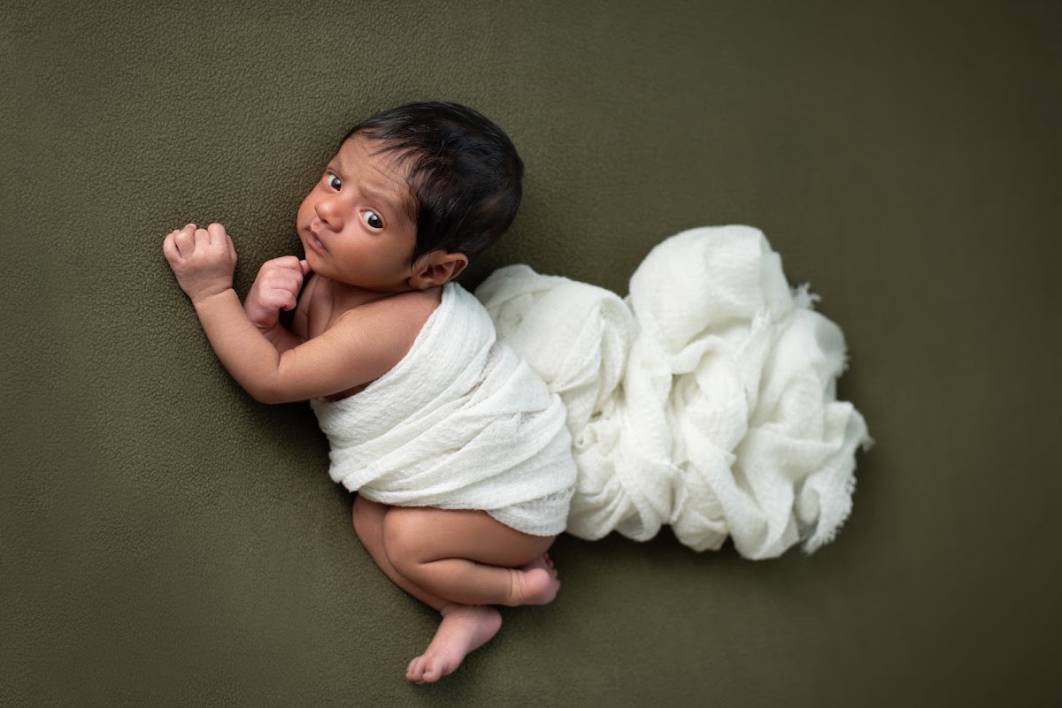 MATERNITY AND NEWBORN PHOTOGRAPHY BY MAX photo