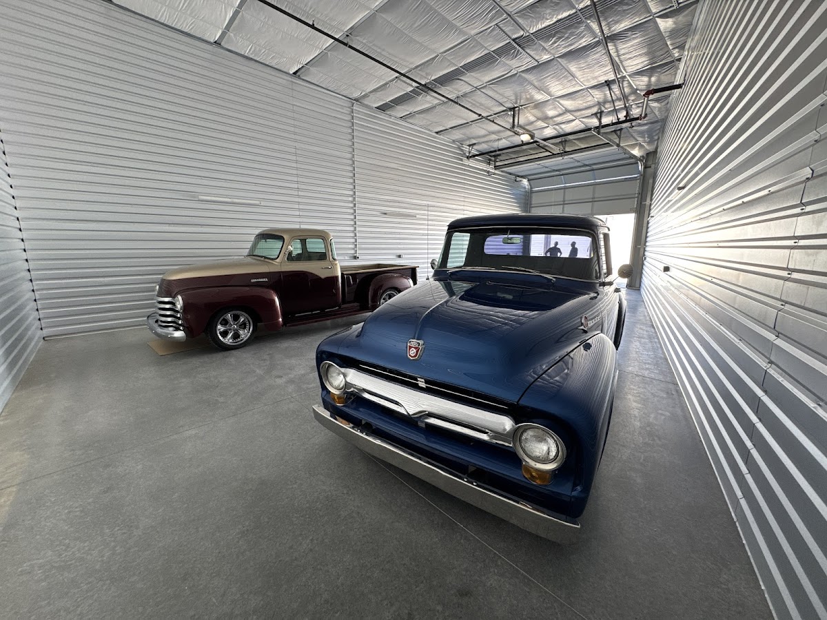 LuxeLocker Premium Storage reviews