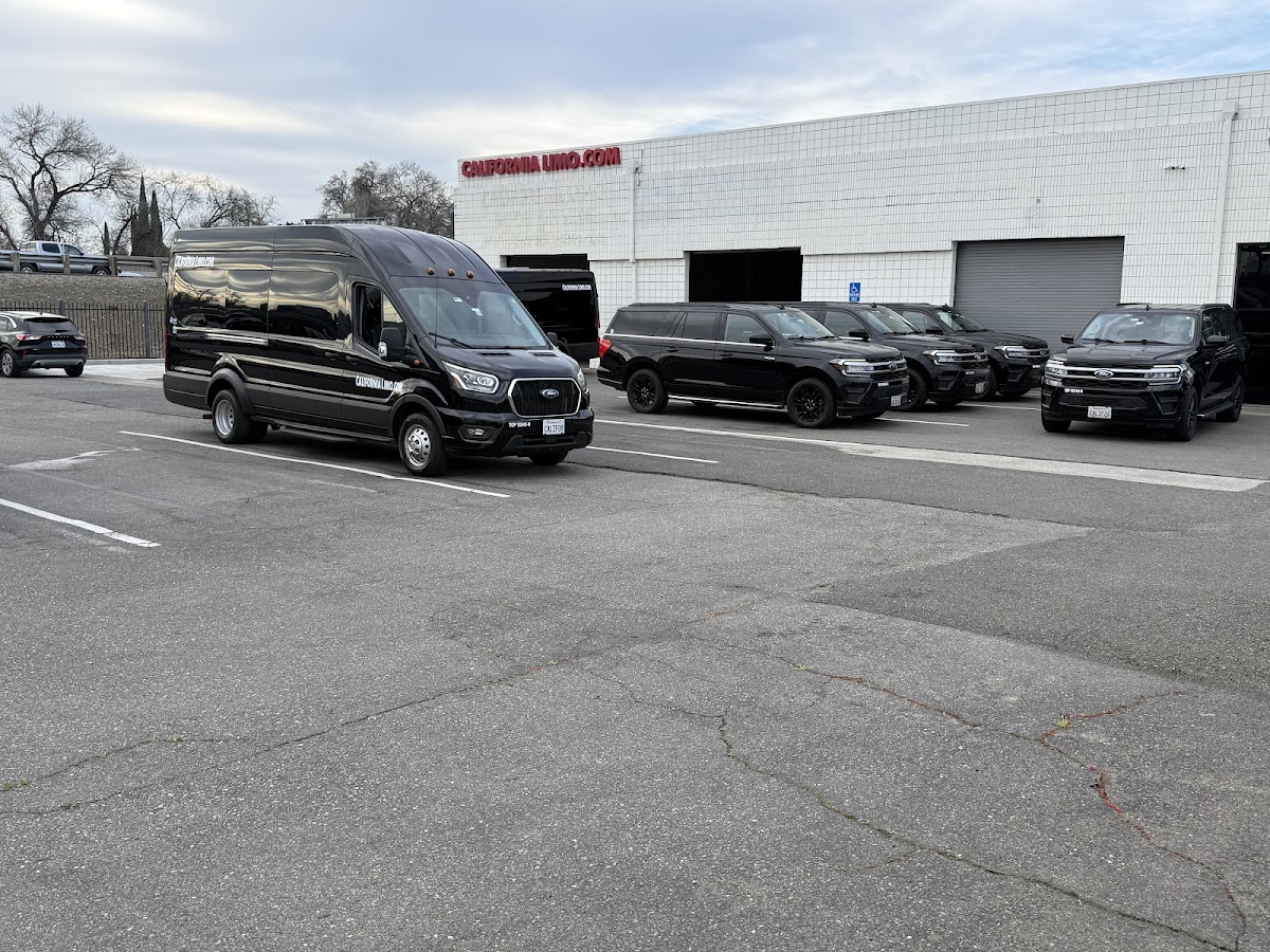 CALIFORNIA LIMO photo