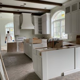 Her Majesty Cleaning Services reviews